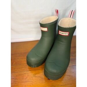 Hunter Play Insulated Short Rain Boots Green Matte Faux Shearling US 10 EU 42